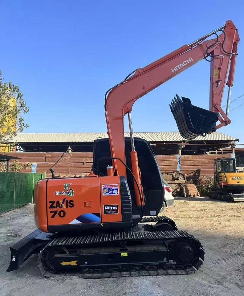 Hitachi 70 - Pelle sur chenille: photos 5 Hitachi 70 - Pelle sur chenille: photos 5