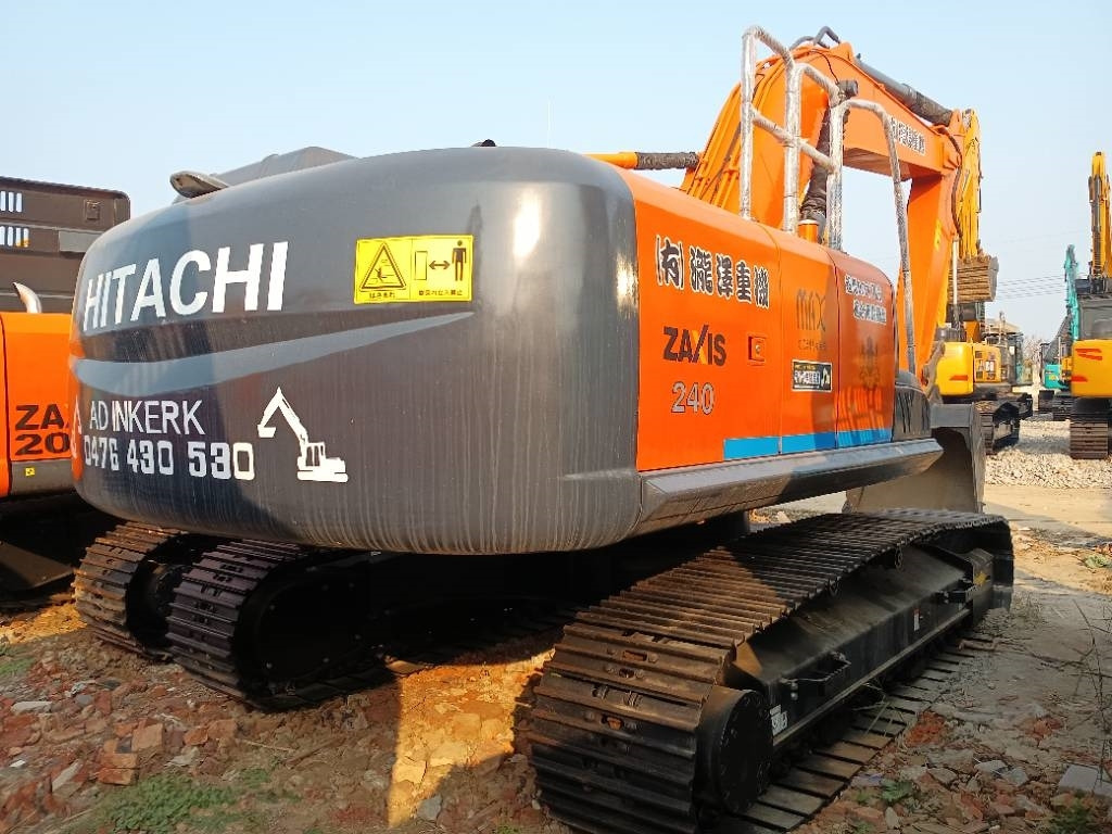 Hitachi Zaxis 240 LC-3 - Pelle sur chenille: photos 1 Hitachi Zaxis 240 LC-3 - Pelle sur chenille: photos 1