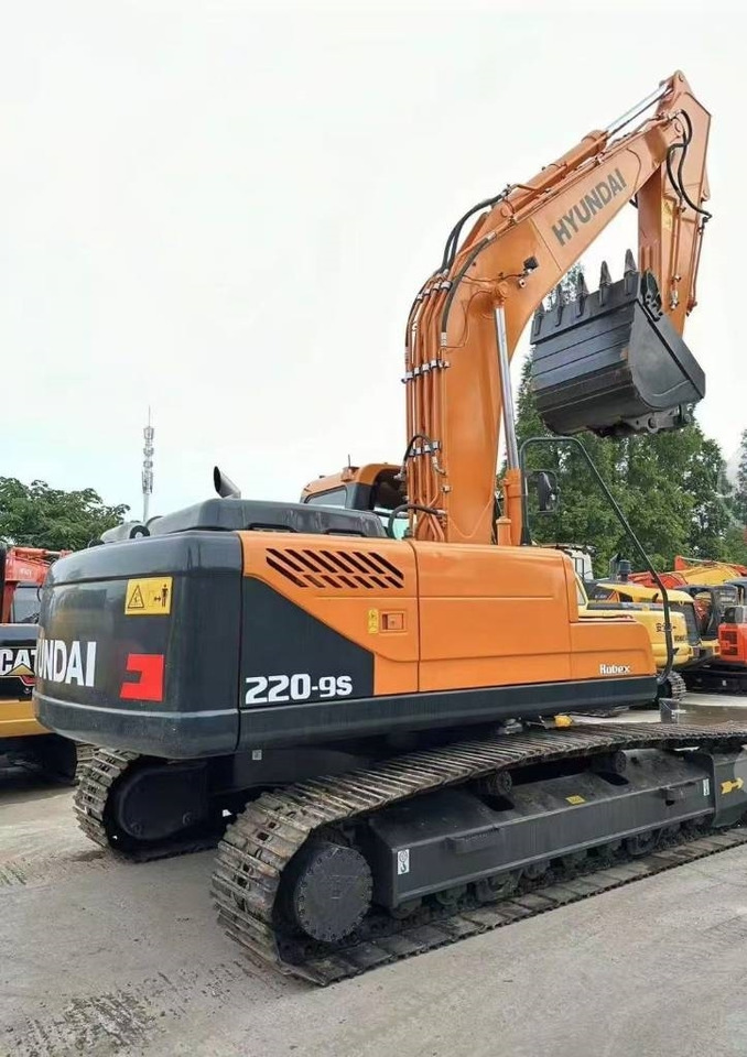Hyundai 220-9S  - Pelle sur chenille: photos 5 Hyundai 220-9S  - Pelle sur chenille: photos 5