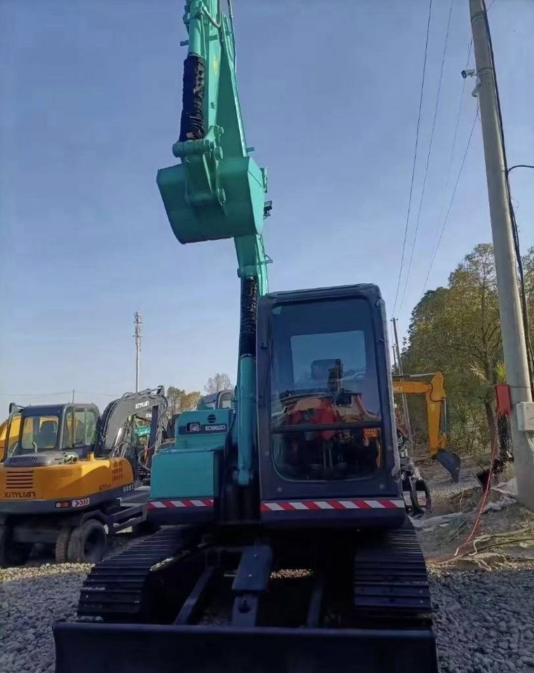 Kobelco SK 75 - Pelle sur chenille: photos 4 Kobelco SK 75 - Pelle sur chenille: photos 4