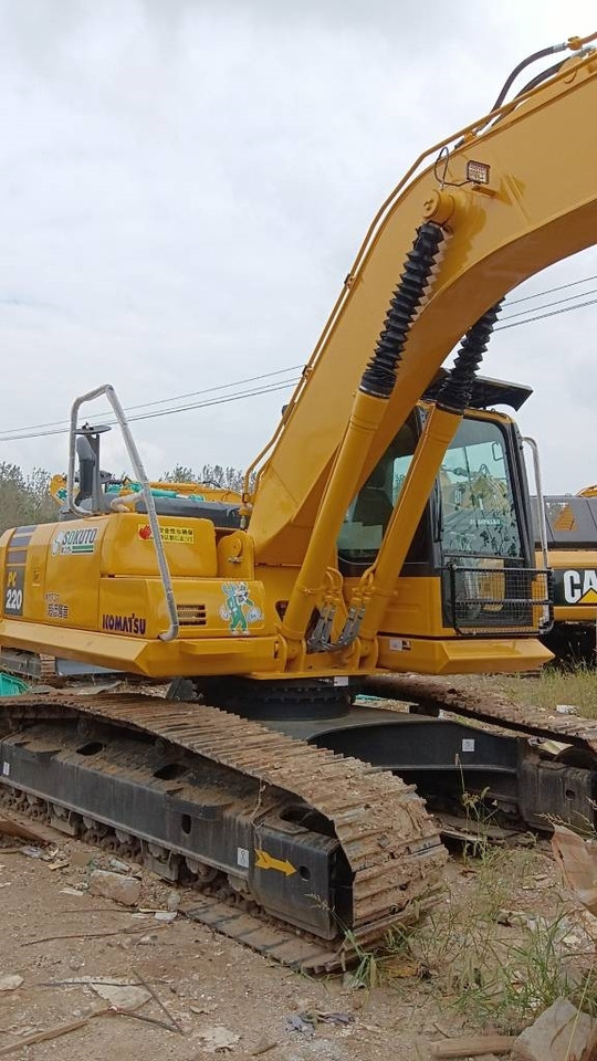 Komatsu PC 220-7 - Pelle sur chenille: photos 4 Komatsu PC 220-7 - Pelle sur chenille: photos 4