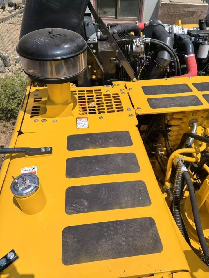 Komatsu PC 300 - Pelle sur chenille: photos 4 Komatsu PC 300 - Pelle sur chenille: photos 4