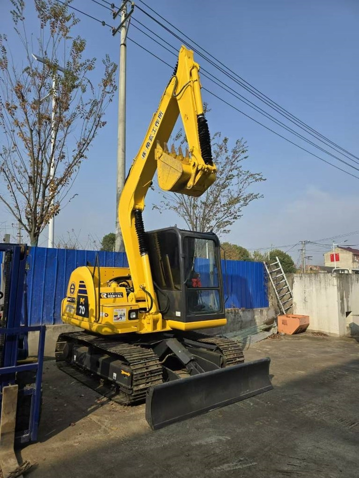 Komatsu PC 70 - Mini pelle: photos 3 Komatsu PC 70 - Mini pelle: photos 3