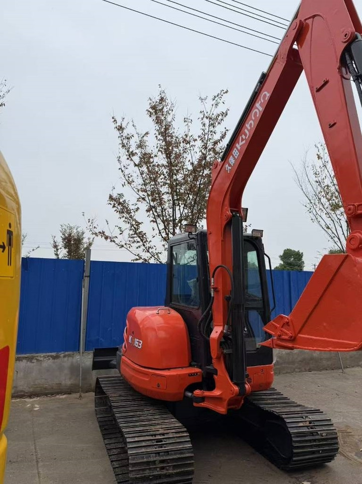 Kubota 163 - Pelle sur chenille: photos 1 Kubota 163 - Pelle sur chenille: photos 1