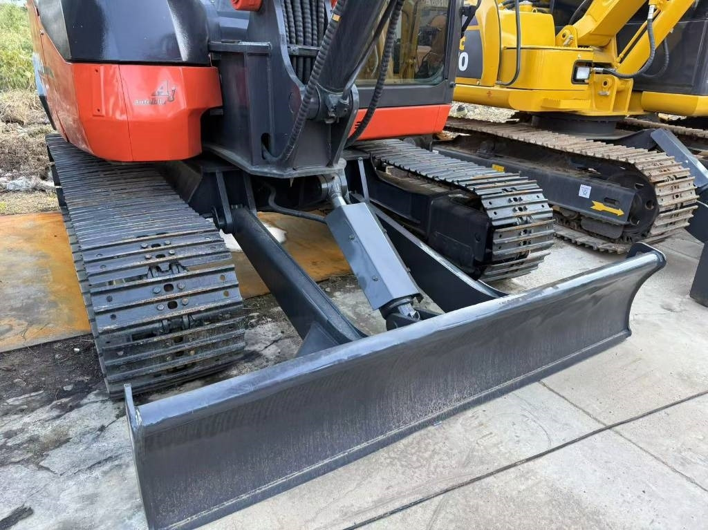 Pelle sur chenille Kubota KX 183: photos 6