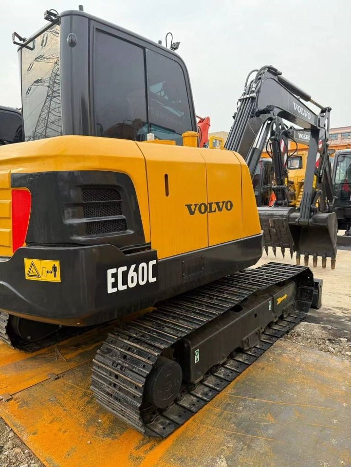 Crédit-bail Volvo EC 60 Volvo EC 60: photos 11 Crédit-bail Volvo EC 60 Volvo EC 60: photos 11