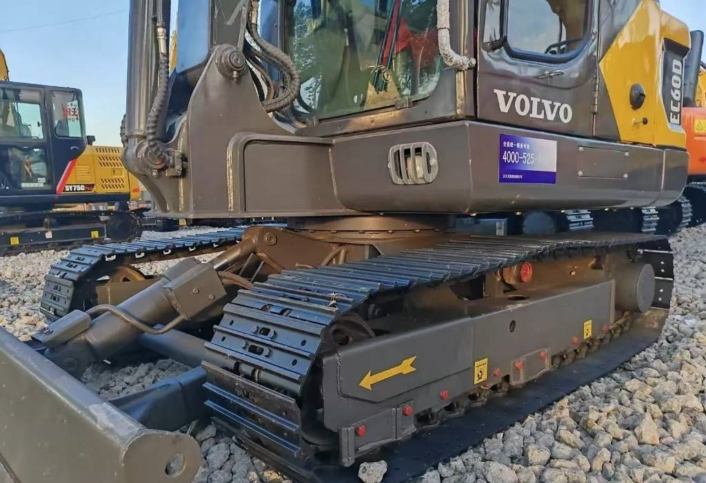 Volvo EC 60 D - Pelle sur chenille: photos 5 Volvo EC 60 D - Pelle sur chenille: photos 5