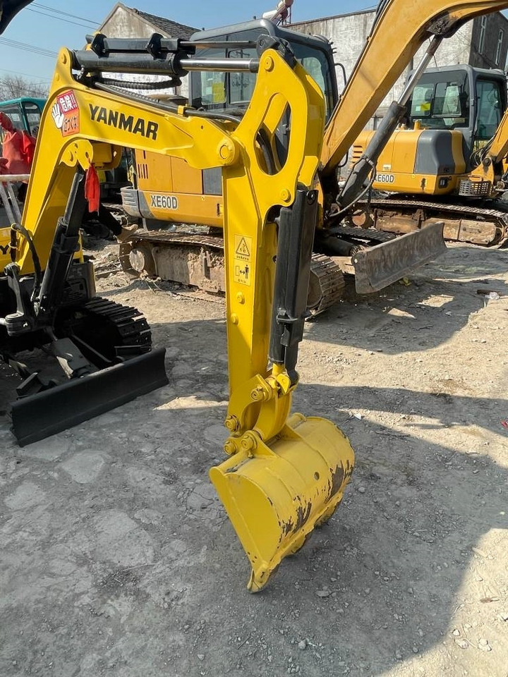 Yanmar 17 - Mini pelle: photos 3 Yanmar 17 - Mini pelle: photos 3