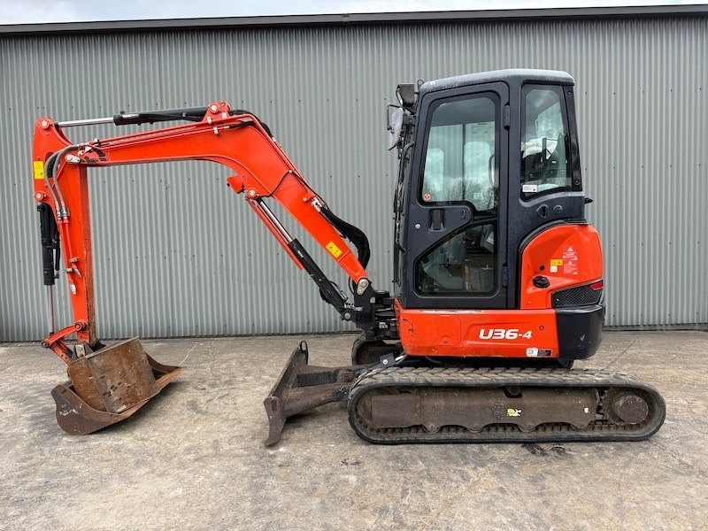 Kubota U 36-4 - Mini pelle: photos 1 Kubota U 36-4 - Mini pelle: photos 1