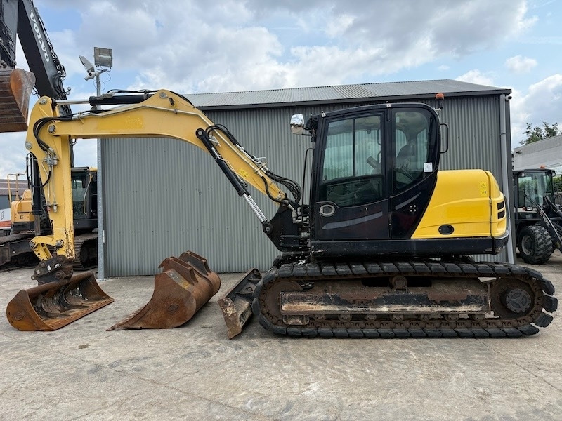 Yanmar TC125 - Pelle sur chenille: photos 1 Yanmar TC125 - Pelle sur chenille: photos 1