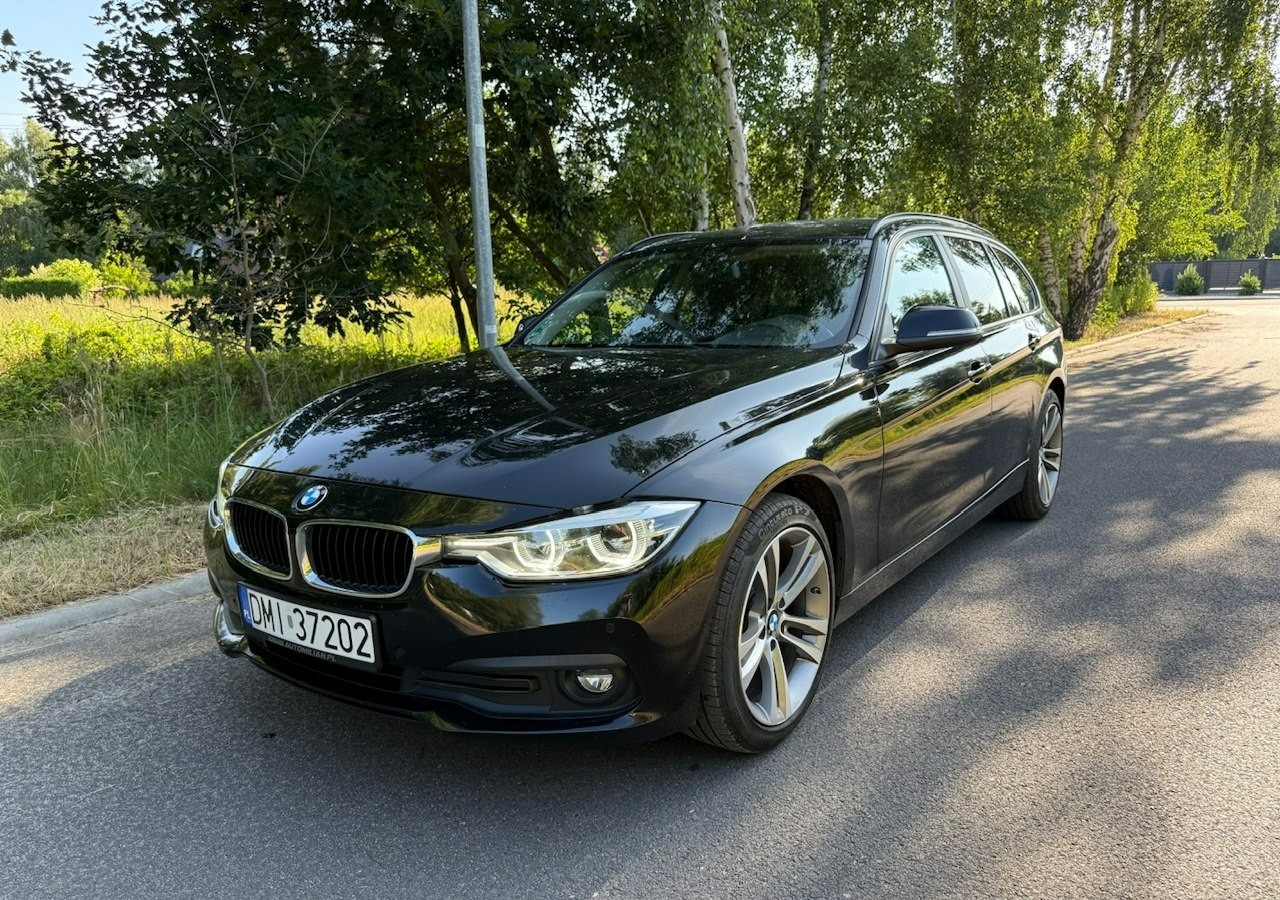 BMW SERIA 3 V (F30/F31/F34) BMW SERIA 3 318d 150KM Automat SportLine*AdaptiveLed*Navi*Półskóra*SerwisBMW* FV - Voiture break: photos 1 BMW SERIA 3 V (F30/F31/F34) BMW SERIA 3 318d 150KM Automat SportLine*AdaptiveLed*Navi*Półskóra*SerwisBMW* FV - Voiture break: photos 1