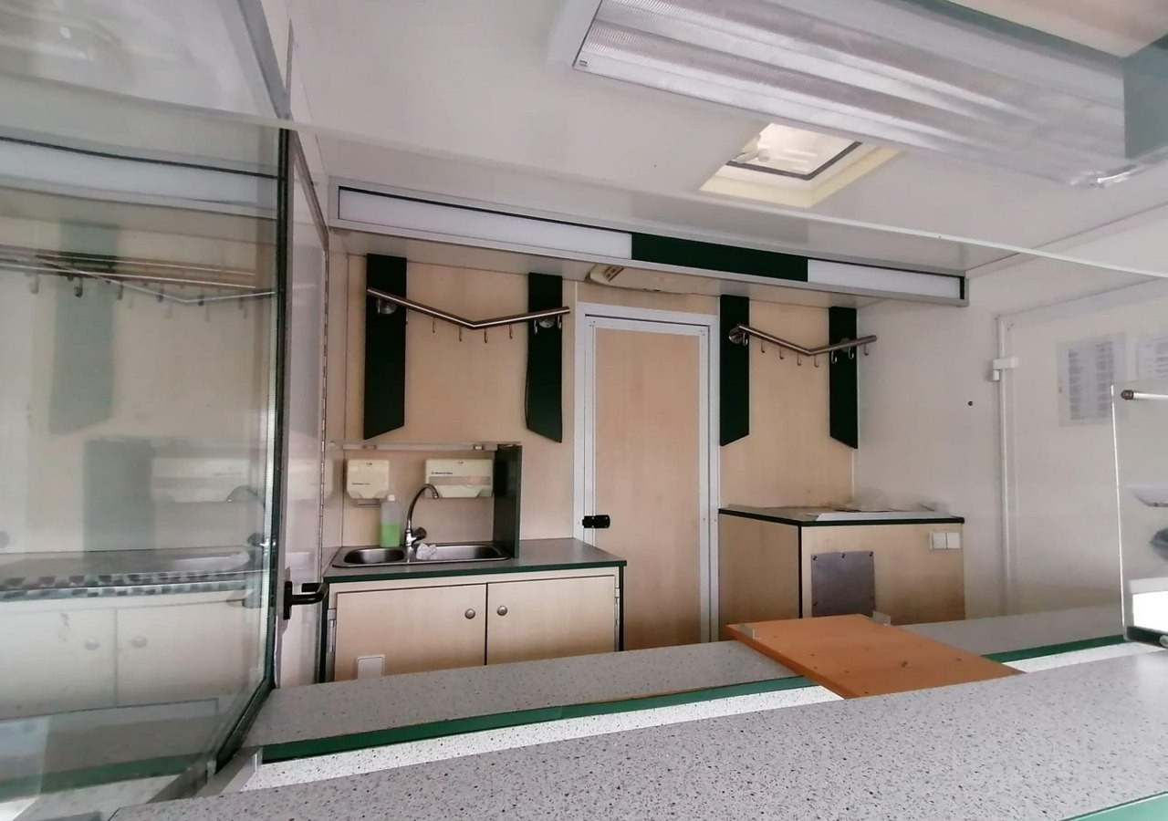 Citroen Jumper Autosklep 4X4 węd Gastronomiczny Food Truck Foodtruck Sklep W-zasi20 - Camion magasin: photos 2 Citroen Jumper Autosklep 4X4 węd Gastronomiczny Food Truck Foodtruck Sklep W-zasi20 - Camion magasin: photos 2