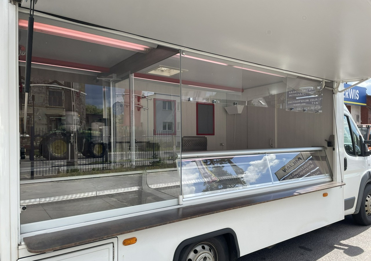 Fiat Ducato Autosklep Gastronomiczny Food Truck Foodtruck sklep W-zasil 2015 - Camion magasin: photos 3 Fiat Ducato Autosklep Gastronomiczny Food Truck Foodtruck sklep W-zasil 2015 - Camion magasin: photos 3