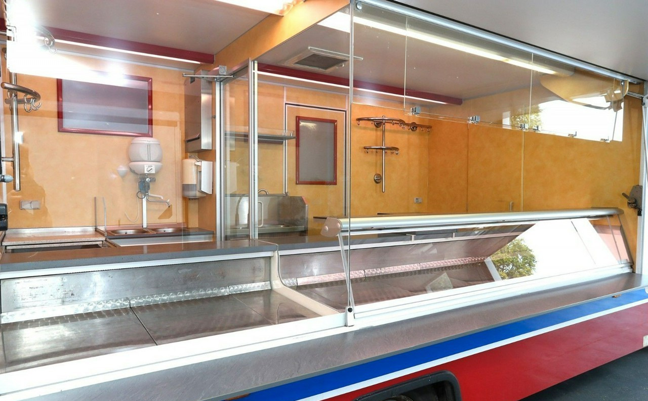 Fiat Ducato Autosklep Gastronomiczny Food Truck Foodtruck sklep W-zasil Borco 20 - Camion magasin: photos 2 Fiat Ducato Autosklep Gastronomiczny Food Truck Foodtruck sklep W-zasil Borco 20 - Camion magasin: photos 2