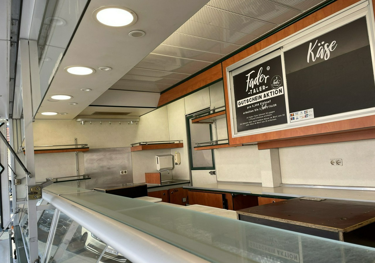 Fiat Ducato Autosklep mięso Gastronomiczny Food Truck Foodtruck sklep bar Borco - Camion magasin, Véhicule utilitaire: photos 3 Fiat Ducato Autosklep mięso Gastronomiczny Food Truck Foodtruck sklep bar Borco - Camion magasin, Véhicule utilitaire: photos 3