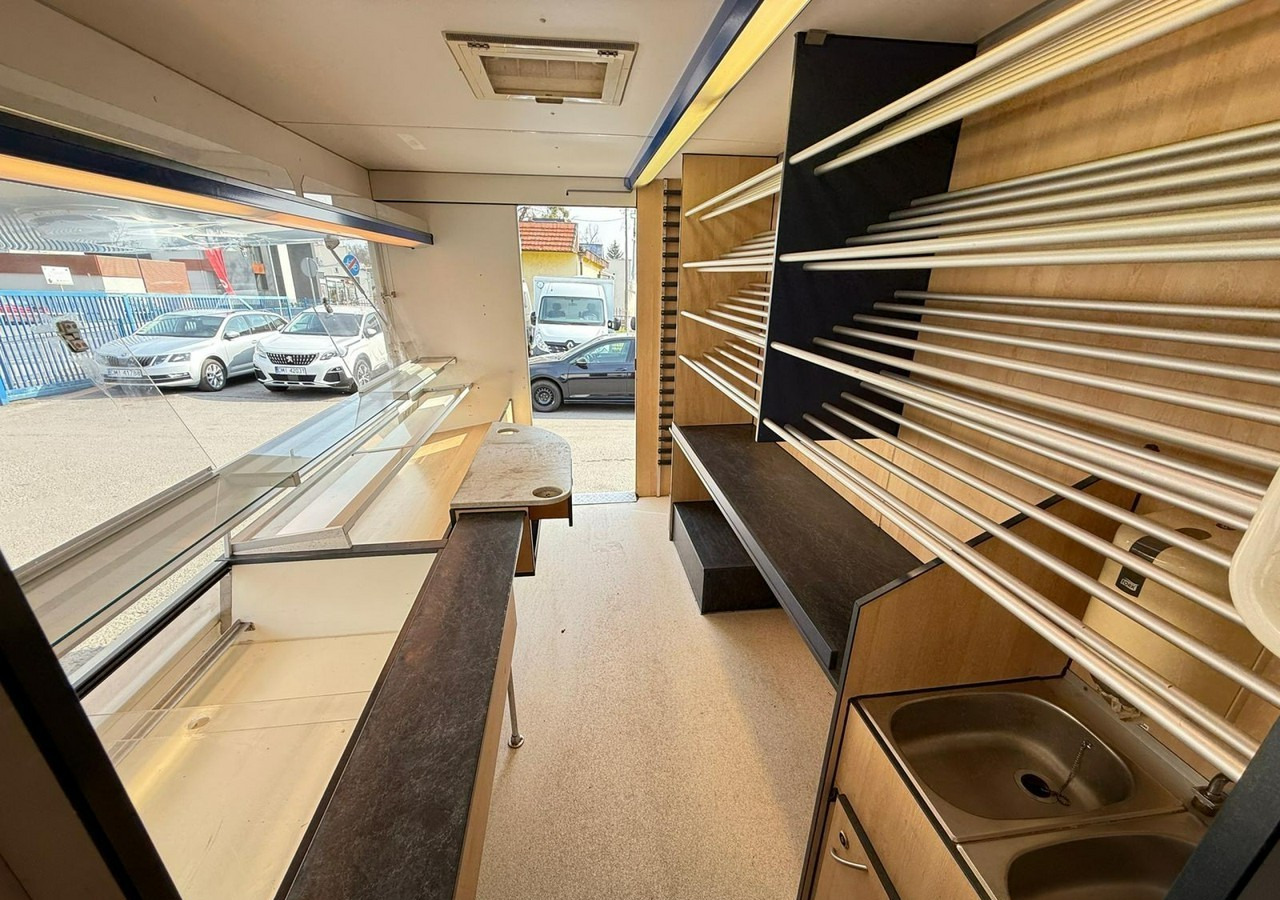 Fiat Ducato Autosklep pieczywa Gastronomiczny Food Truck Foodtruck sklep Borco - Camion magasin: photos 2 Fiat Ducato Autosklep pieczywa Gastronomiczny Food Truck Foodtruck sklep Borco - Camion magasin: photos 2