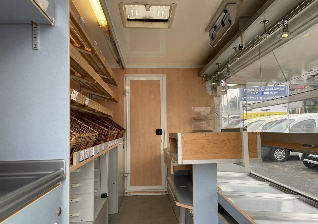 Fiat Ducato Autosklep pieczywa Sklep Gastronomiczny Food Truck Foodtruck bar 200 - Camion magasin: photos 2 Fiat Ducato Autosklep pieczywa Sklep Gastronomiczny Food Truck Foodtruck bar 200 - Camion magasin: photos 2
