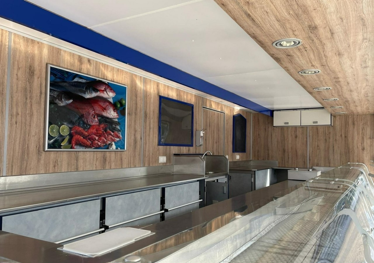 Fiat Ducato Autosklep wędlin Gastronomiczna food truck foodtruck sklep Borco 201 - Camion magasin: photos 2 Fiat Ducato Autosklep wędlin Gastronomiczna food truck foodtruck sklep Borco 201 - Camion magasin: photos 2