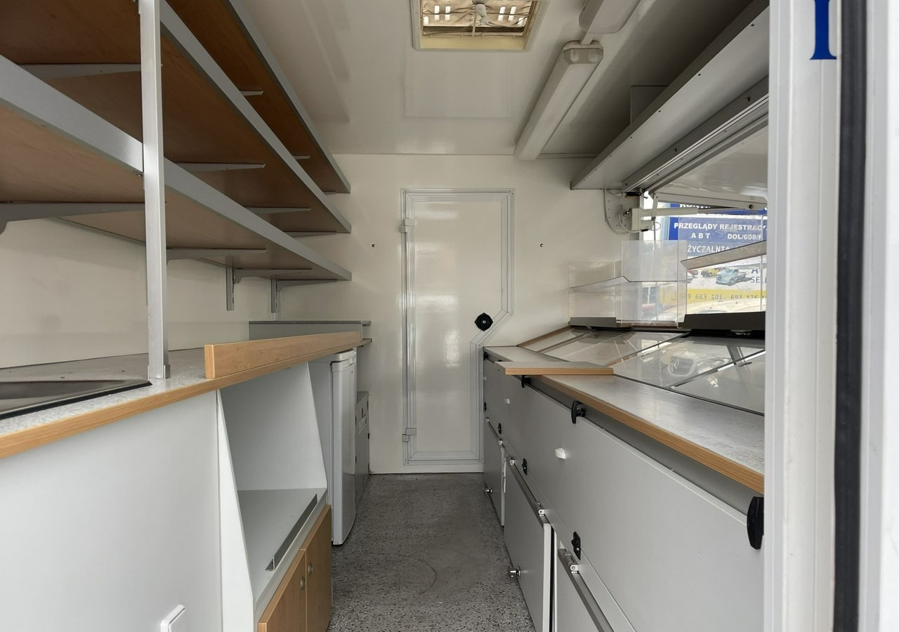 Fiat Ducato Autosklep wędlin Gastronomiczny Food Truck Foodtruck Sklep W-zasi 20 - Camion magasin: photos 2 Fiat Ducato Autosklep wędlin Gastronomiczny Food Truck Foodtruck Sklep W-zasi 20 - Camion magasin: photos 2