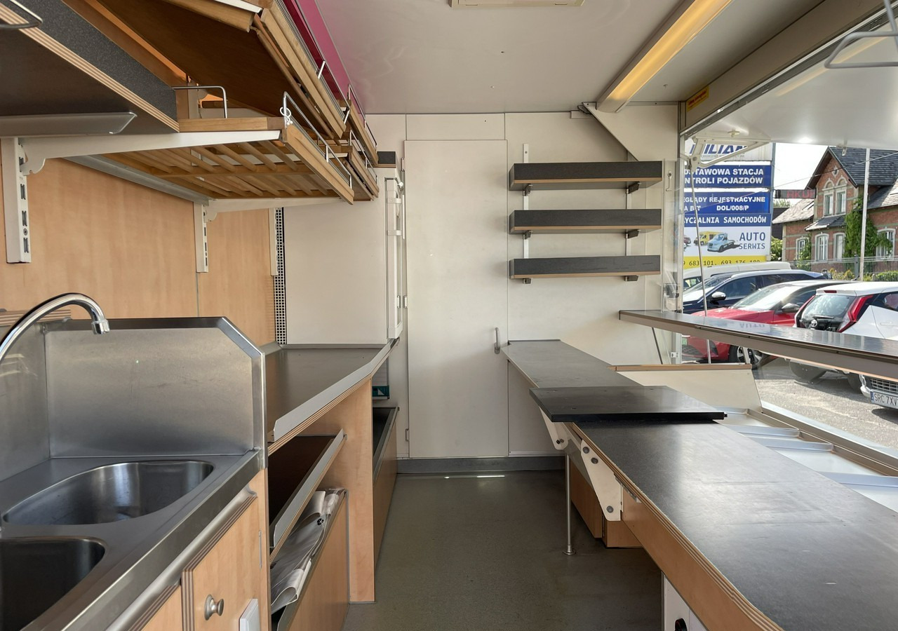 Fiat Ducato Ducato Autosklep Gastronomiczny Food Truck Foodtruck sklep Borco 200 - Camion magasin: photos 4 Fiat Ducato Ducato Autosklep Gastronomiczny Food Truck Foodtruck sklep Borco 200 - Camion magasin: photos 4