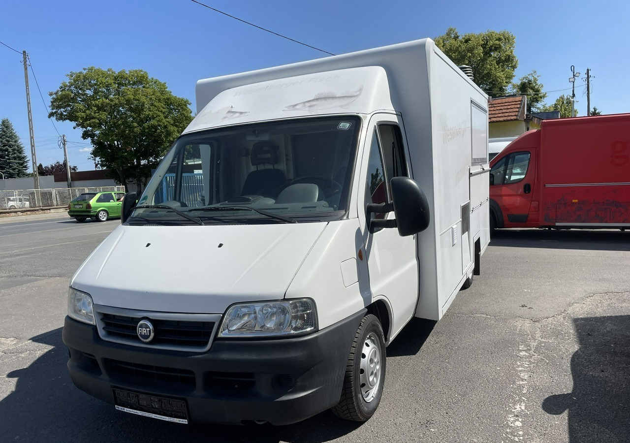 Fiat Ducato Ducato Autosklep wędlin Gastronomiczny Food Truck Foodtruck Sklep 20 - Camion magasin: photos 3 Fiat Ducato Ducato Autosklep wędlin Gastronomiczny Food Truck Foodtruck Sklep 20 - Camion magasin: photos 3
