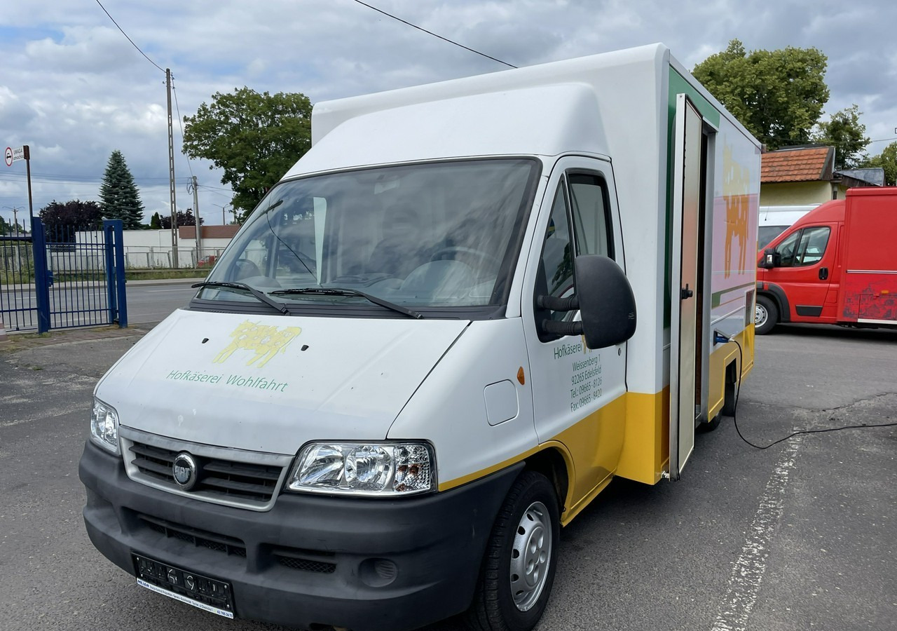 Fiat Ducato Ducato Autosklep wędlin Gastronomiczny Food Truck Foodtruck Sklep200 - Camion magasin: photos 2 Fiat Ducato Ducato Autosklep wędlin Gastronomiczny Food Truck Foodtruck Sklep200 - Camion magasin: photos 2