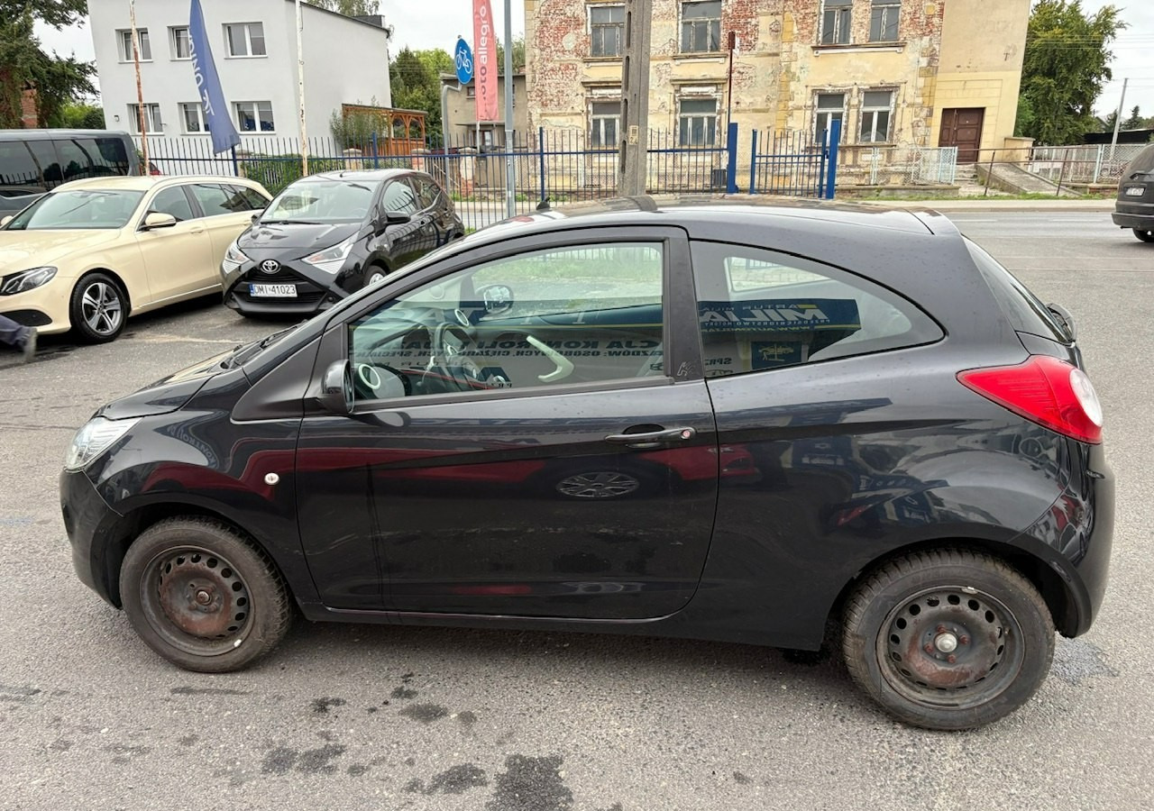 Ford KA II Ford KA 1,3 tdci 75KM 2012 - Voiture à hayon: photos 5 Ford KA II Ford KA 1,3 tdci 75KM 2012 - Voiture à hayon: photos 5
