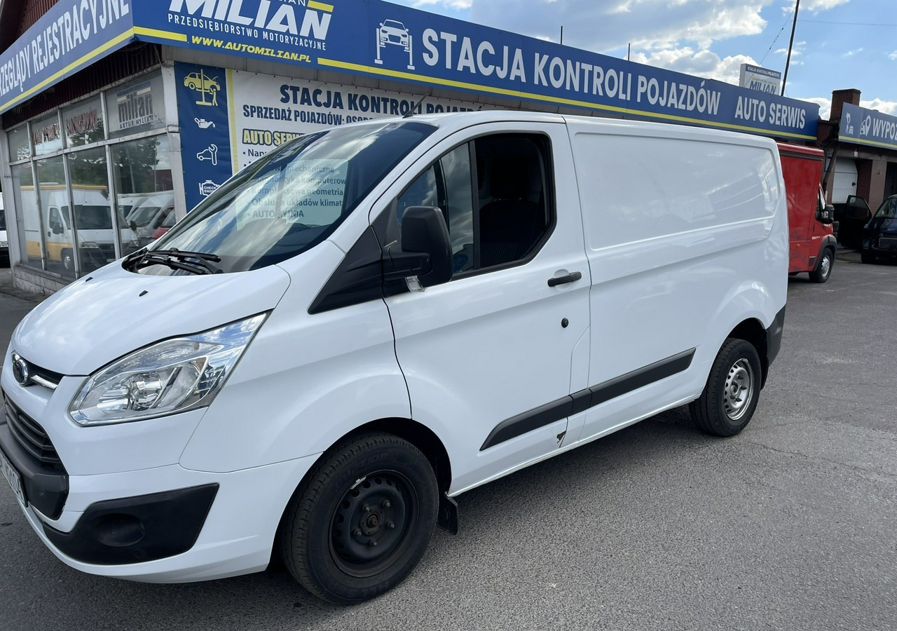 Ford Transit Transit Custom Transit Custom 2.0 Klima 153tkm Model 2018 - Fourgon utilitaire: photos 3 Ford Transit Transit Custom Transit Custom 2.0 Klima 153tkm Model 2018 - Fourgon utilitaire: photos 3