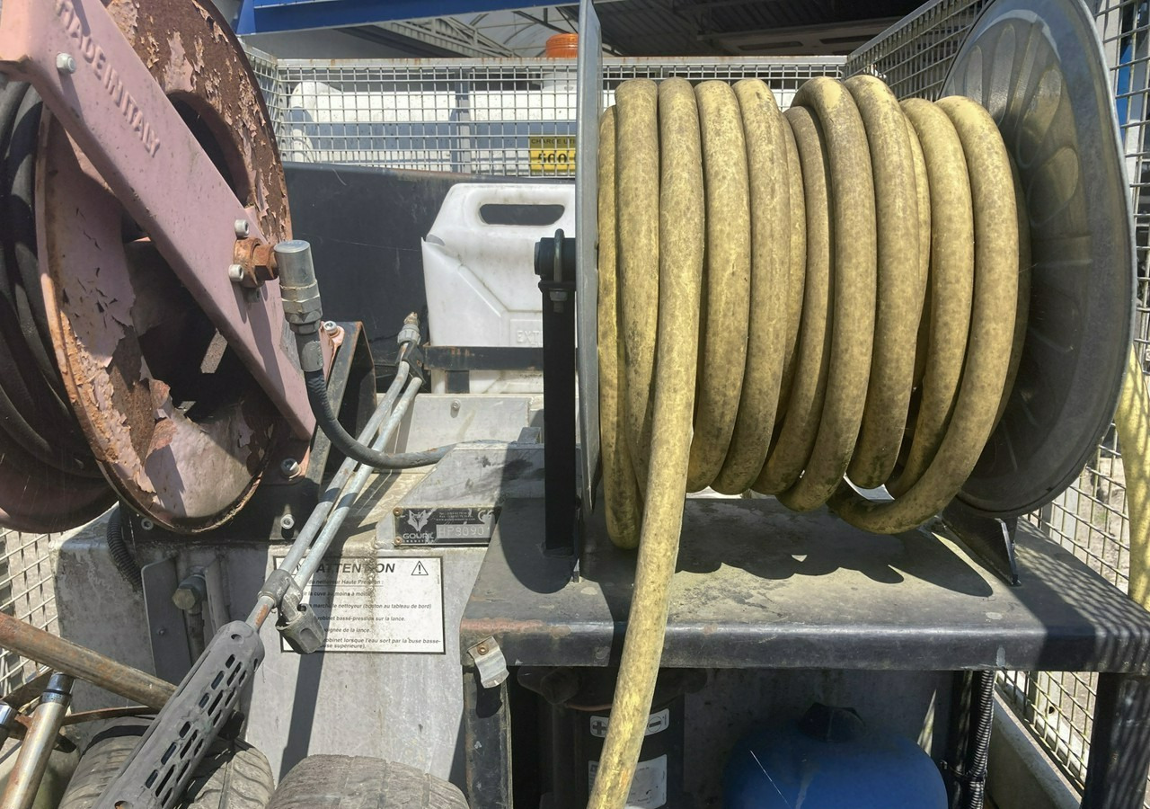 Inna Inny Goupli Myjka wysokociśnieniowa Wuko asenizacyjny kanalizacja - Camion hydrocureur: photos 5 Inna Inny Goupli Myjka wysokociśnieniowa Wuko asenizacyjny kanalizacja - Camion hydrocureur: photos 5
