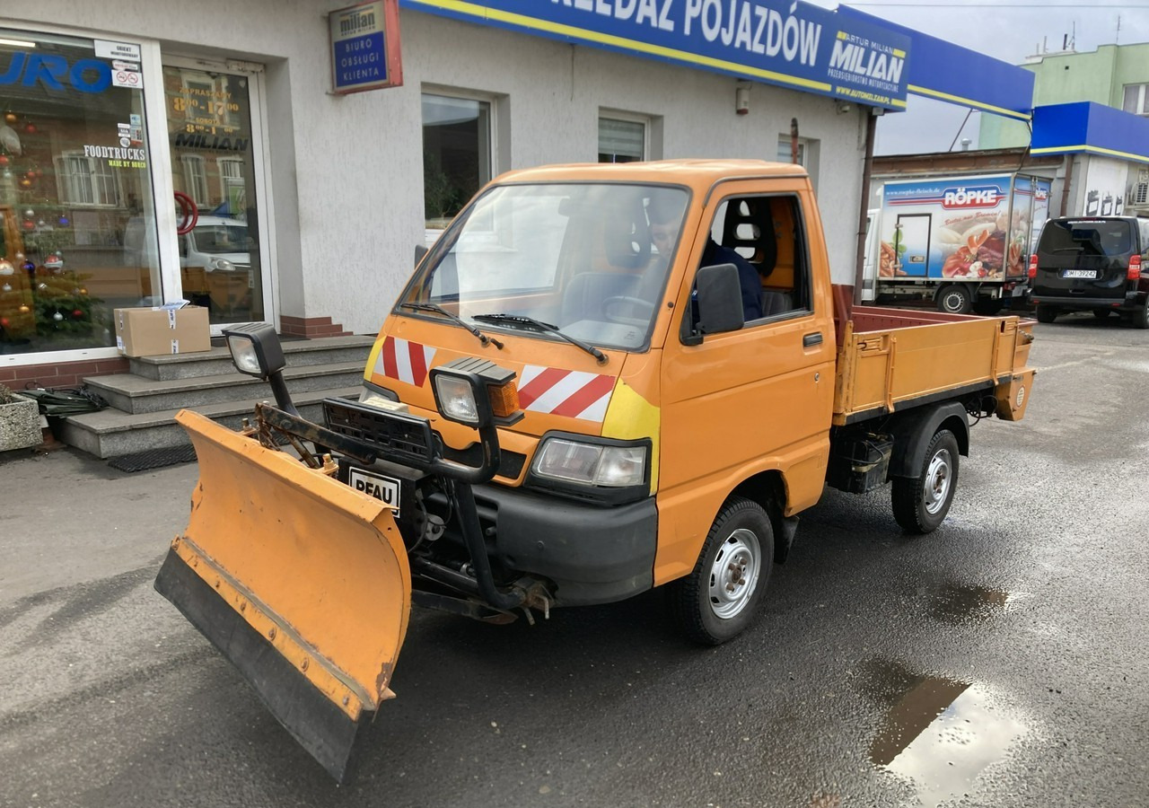 Inna Inny Piaggio Porter PFAU Skrzynia Wywrotka odśnieżarka Pług - Engin de déneigement: photos 1 Inna Inny Piaggio Porter PFAU Skrzynia Wywrotka odśnieżarka Pług - Engin de déneigement: photos 1