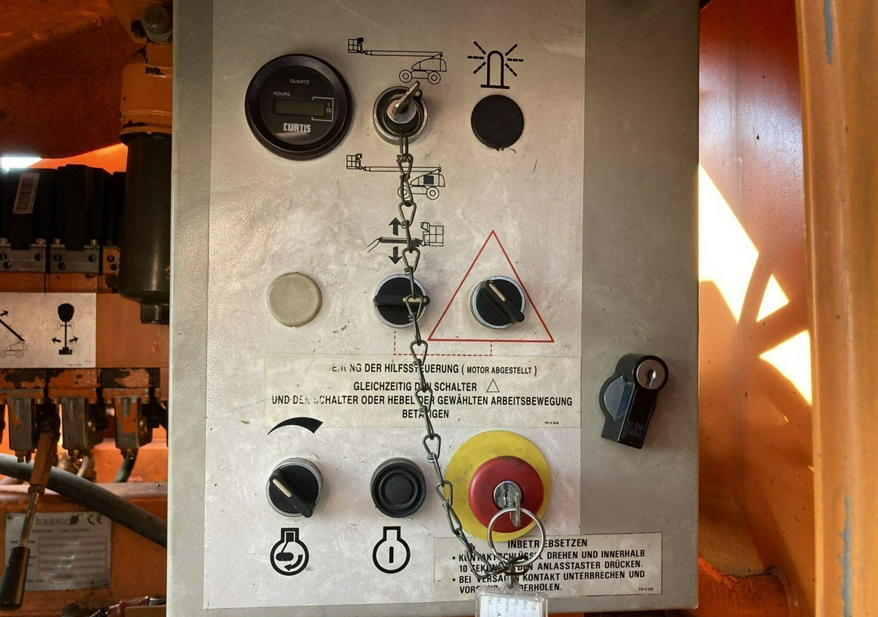 Inna Inny Podnośnik koszowy Haulotte H23 zwyżka 4x4 12082 mg 23 metrów - Nacelle télescopique: photos 5 Inna Inny Podnośnik koszowy Haulotte H23 zwyżka 4x4 12082 mg 23 metrów - Nacelle télescopique: photos 5