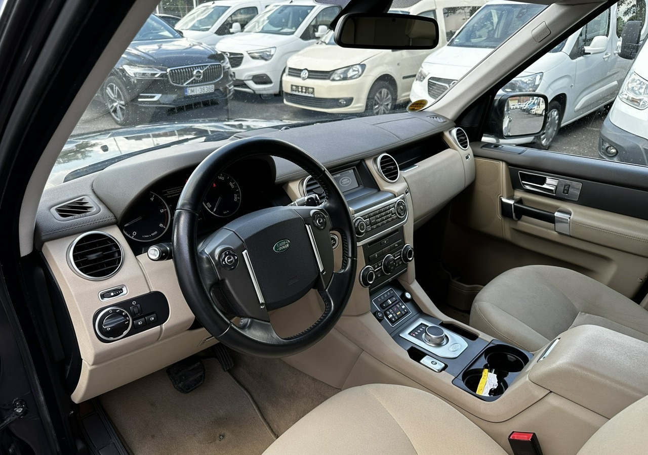 Land Rover Discovery IV Discovery IV 3.0SD V6 HSE Bogate Wyposażenie 2013 - Voiture: photos 2 Land Rover Discovery IV Discovery IV 3.0SD V6 HSE Bogate Wyposażenie 2013 - Voiture: photos 2