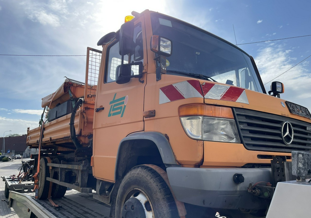 Mercedes-Benz Inny Mercedes-Benz Mercedes Vario 815 Wywrotka 4X4 posypywarka pług 2004 - Engin de déneigement: photos 1 Mercedes-Benz Inny Mercedes-Benz Mercedes Vario 815 Wywrotka 4X4 posypywarka pług 2004 - Engin de déneigement: photos 1