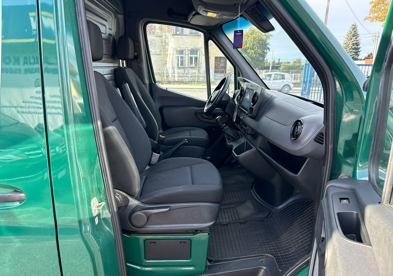 Fourgon utilitaire Mercedes-Benz Sprinter Sprinter 311 CDI Maxi Model 2020: photos 19 Fourgon utilitaire Mercedes-Benz Sprinter Sprinter 311 CDI Maxi Model 2020: photos 19