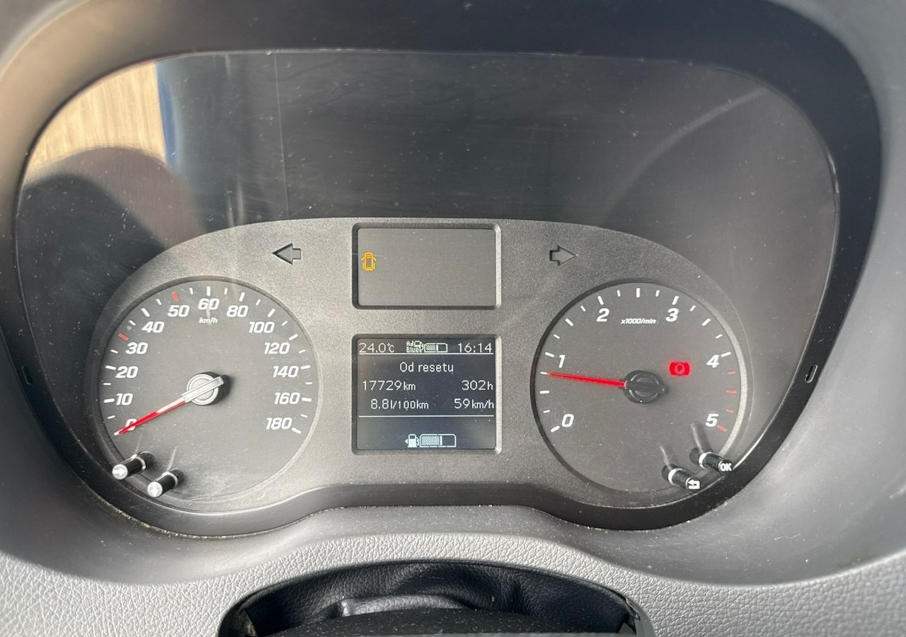 Fourgon utilitaire Mercedes-Benz Sprinter Sprinter 311 CDI Maxi Model 2020: photos 17 Fourgon utilitaire Mercedes-Benz Sprinter Sprinter 311 CDI Maxi Model 2020: photos 17