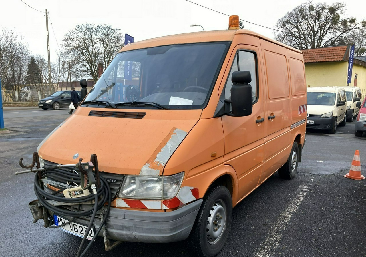 Mercedes-Benz Sprinter Sprinter Kanalizacja Wuko asenizacyjny Kret SPECK myjka DMC3500 - Camion hydrocureur: photos 1 Mercedes-Benz Sprinter Sprinter Kanalizacja Wuko asenizacyjny Kret SPECK myjka DMC3500 - Camion hydrocureur: photos 1