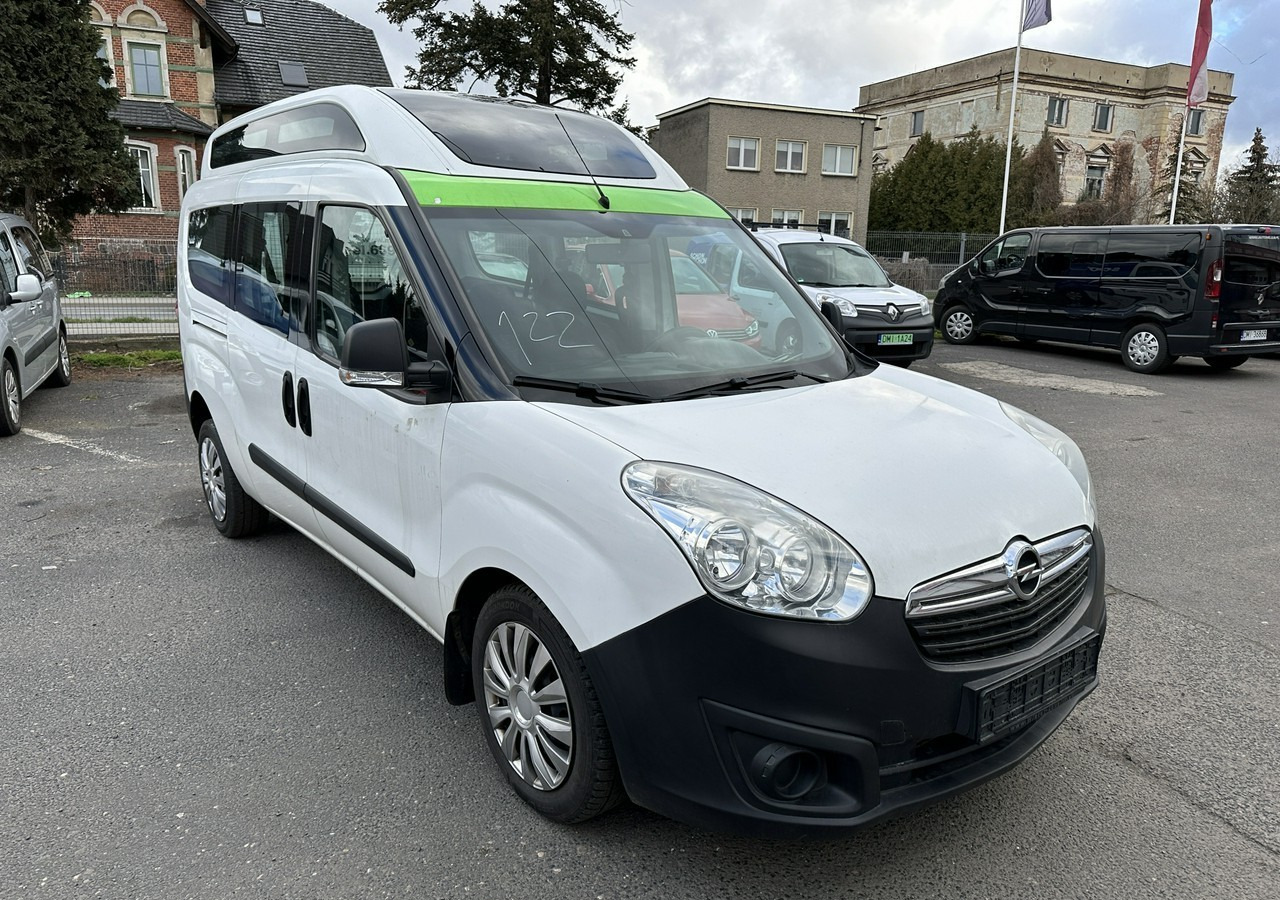 Opel Combo III 2.0CDTI Maxi Panorama Klima Kamera Webasto 2016 - Voiture: photos 2 Opel Combo III 2.0CDTI Maxi Panorama Klima Kamera Webasto 2016 - Voiture: photos 2