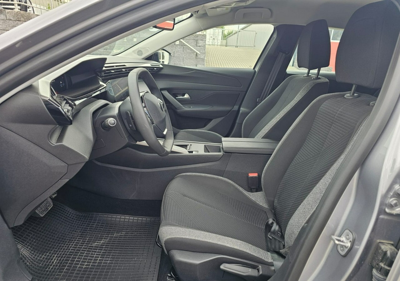 Peugeot 308 II Peugeot 308 Bogate wyposażenie Model 2025 - Voiture break: photos 4 Peugeot 308 II Peugeot 308 Bogate wyposażenie Model 2025 - Voiture break: photos 4