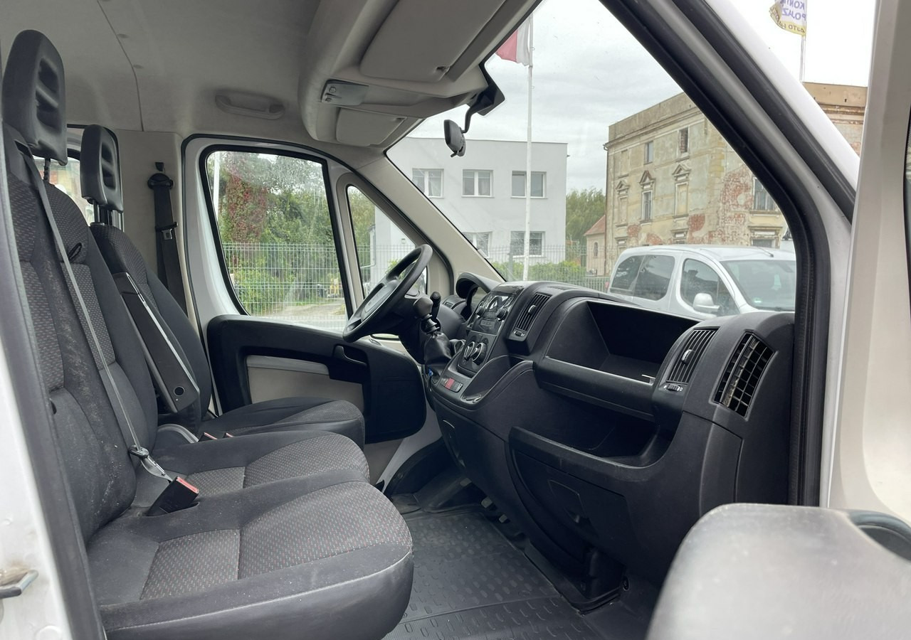 Peugeot Boxer Peugeot Boxer 2.0-130KM klima dokka Brygadówka doka 122tkm 2018 - Fourgon plateau, Utilitaire double cabine: photos 4 Peugeot Boxer Peugeot Boxer 2.0-130KM klima dokka Brygadówka doka 122tkm 2018 - Fourgon plateau, Utilitaire double cabine: photos 4