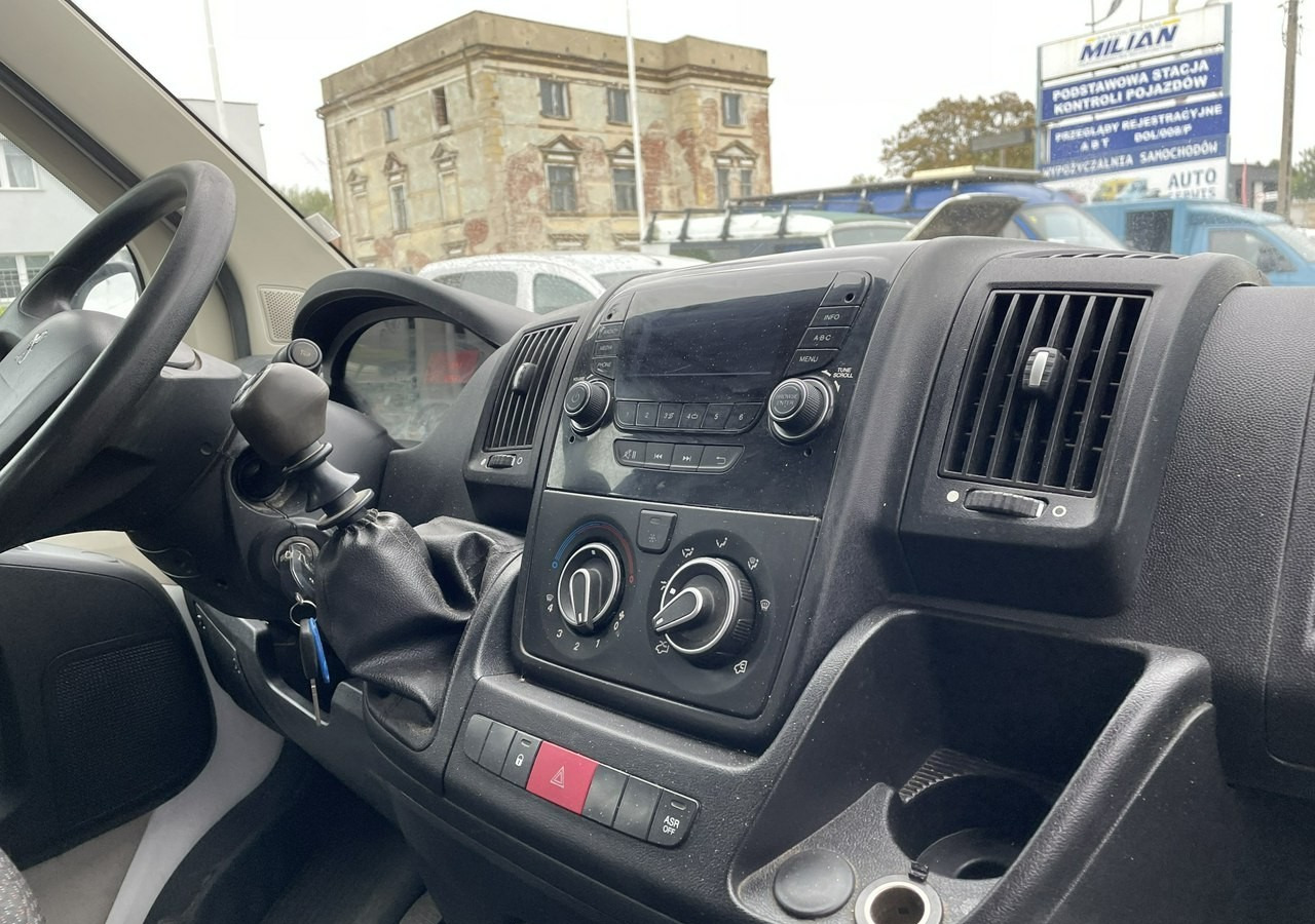 Peugeot Boxer Peugeot Boxer 2.0-130KM klima dokka Brygadówka doka 122tkm 2018 - Fourgon plateau, Utilitaire double cabine: photos 5 Peugeot Boxer Peugeot Boxer 2.0-130KM klima dokka Brygadówka doka 122tkm 2018 - Fourgon plateau, Utilitaire double cabine: photos 5