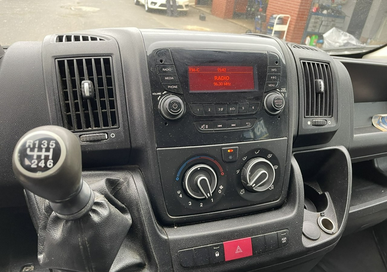 Peugeot Boxer Peugeot Boxer 2.0-130KM klima dokka Brygadówka doka 122tkm 2018 - Fourgon plateau, Utilitaire double cabine: photos 3 Peugeot Boxer Peugeot Boxer 2.0-130KM klima dokka Brygadówka doka 122tkm 2018 - Fourgon plateau, Utilitaire double cabine: photos 3