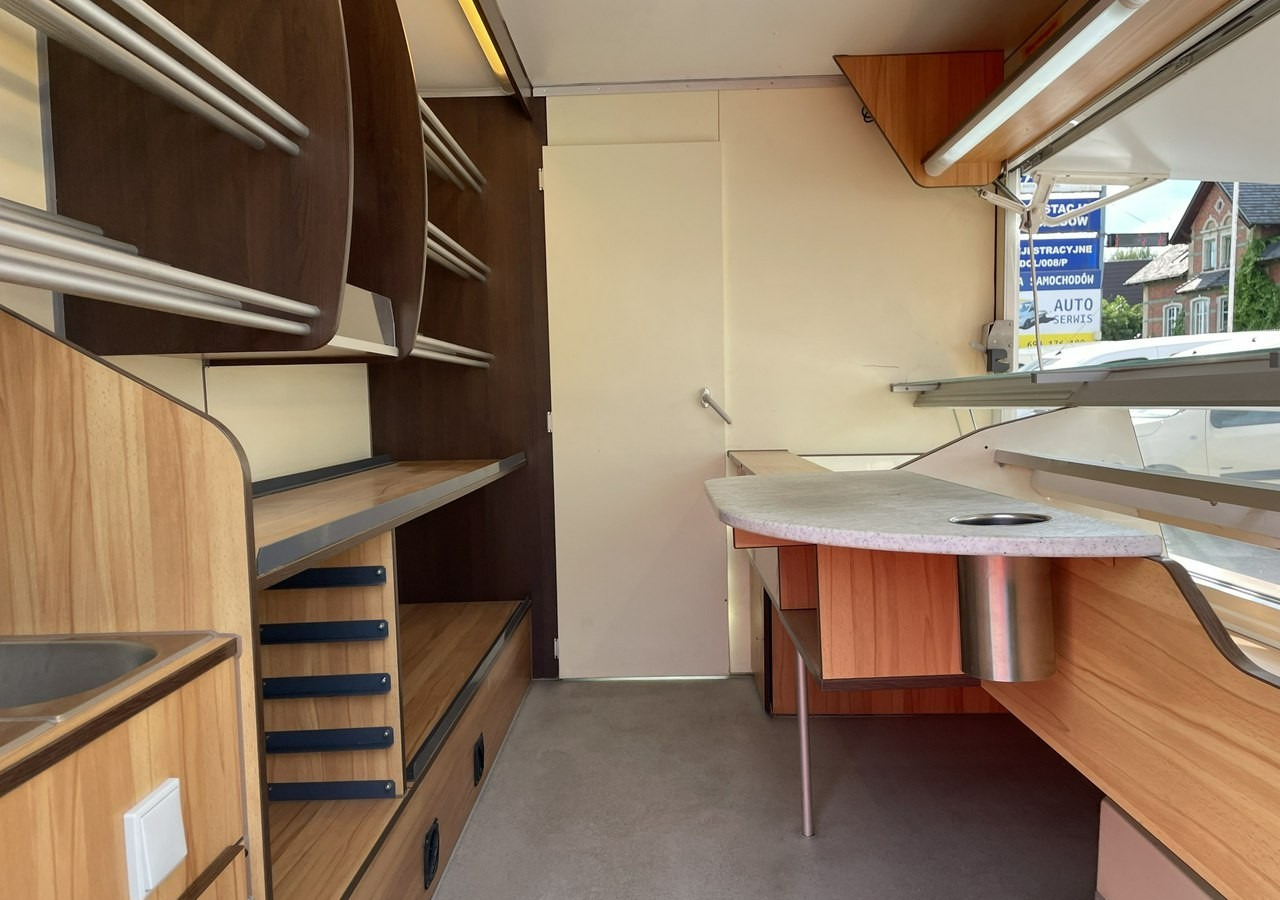 Renault Master Autosklep Sklep Gastronomiczny Food Truck Foodtruck 61295km Borco 20 - Camion magasin: photos 3 Renault Master Autosklep Sklep Gastronomiczny Food Truck Foodtruck 61295km Borco 20 - Camion magasin: photos 3