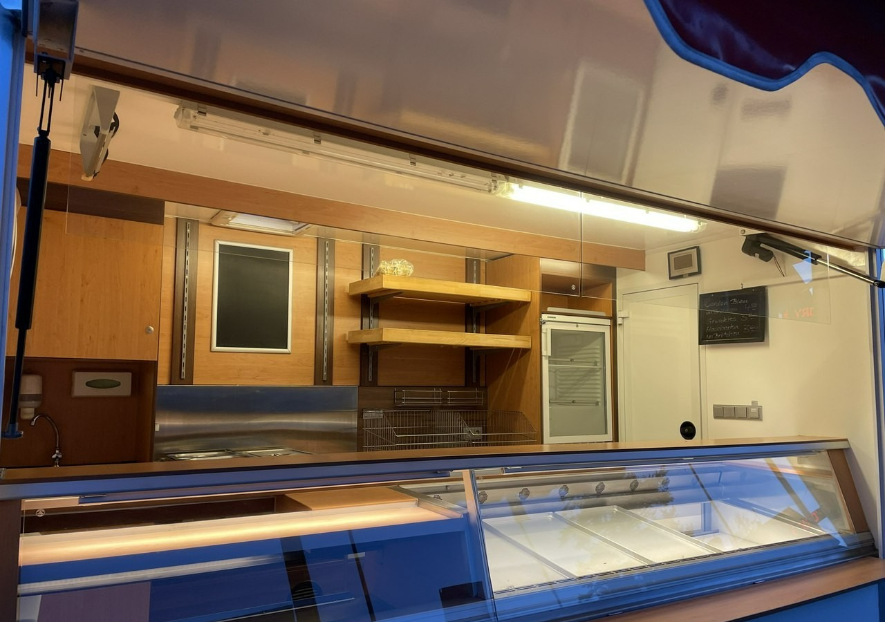 Renault Master Autosklep wędlin Gastronomiczna food truck foodtruck 115tkm sklep 20 - Camion magasin: photos 3 Renault Master Autosklep wędlin Gastronomiczna food truck foodtruck 115tkm sklep 20 - Camion magasin: photos 3