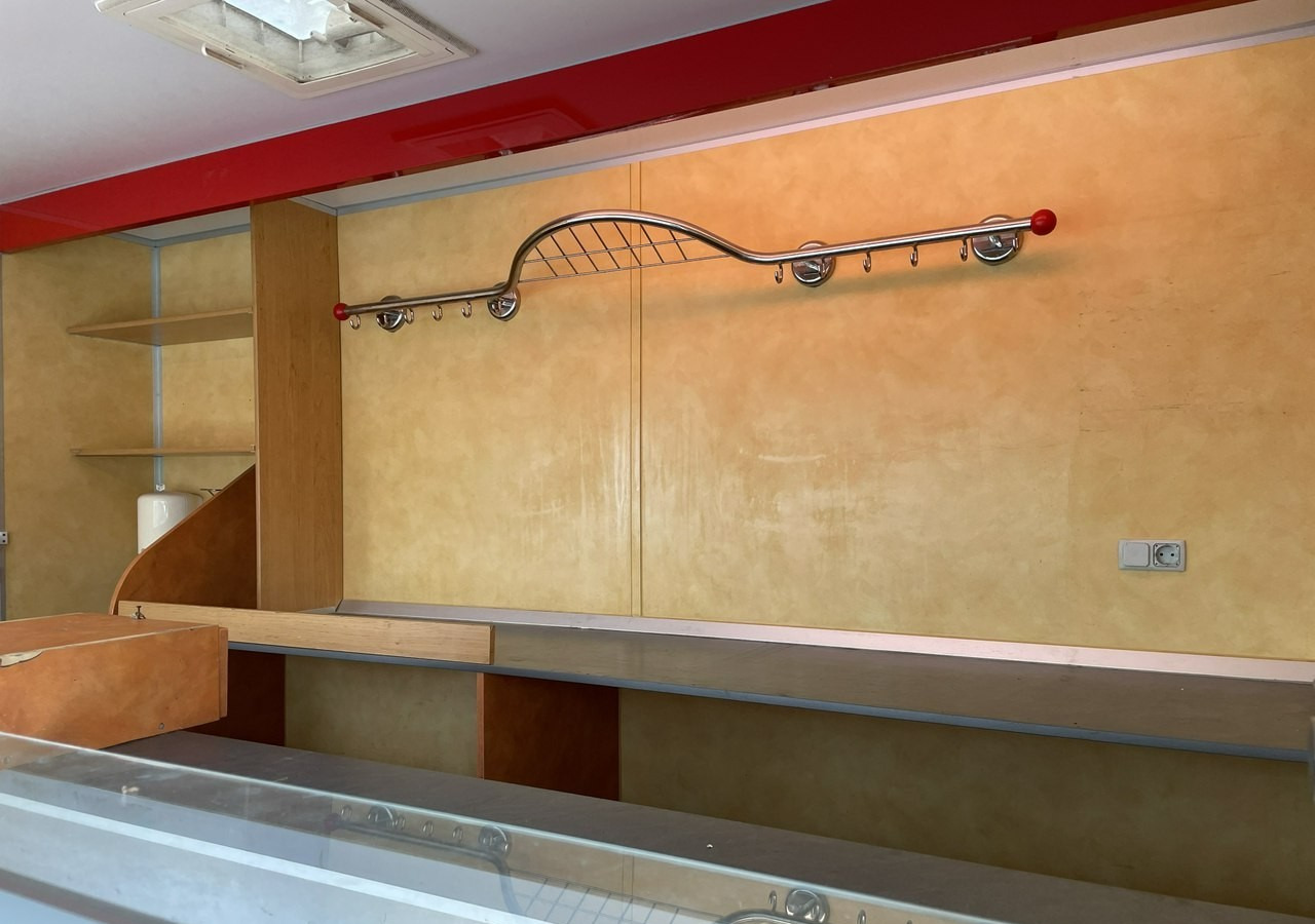 Renault Master Autosklep wędlin Gastronomiczna food truck foodtruck sklep Borco 201 - Camion magasin: photos 5 Renault Master Autosklep wędlin Gastronomiczna food truck foodtruck sklep Borco 201 - Camion magasin: photos 5