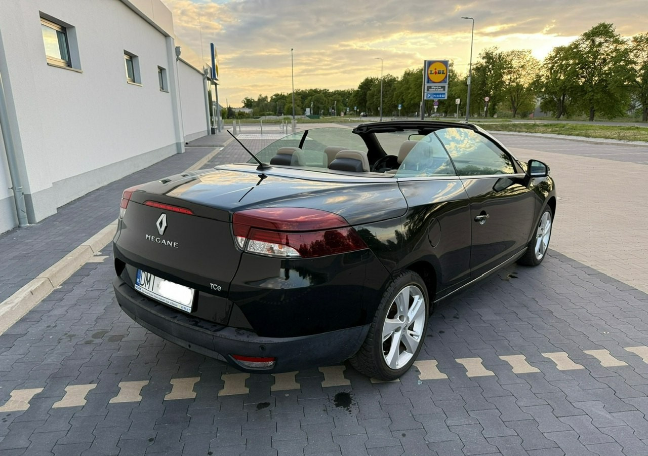 Renault Megane III Cabrio LIFT III 1.2 TCE 131 Skóra Led Navi PDC Bogate wyposażenie 20 - Voiture: photos 2 Renault Megane III Cabrio LIFT III 1.2 TCE 131 Skóra Led Navi PDC Bogate wyposażenie 20 - Voiture: photos 2
