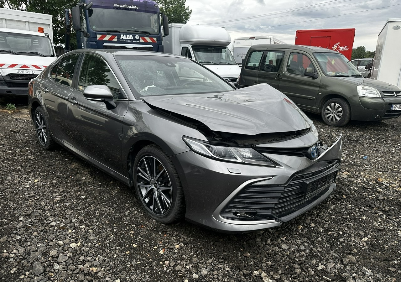 Toyota Camry VIII Toyota Camry 2.5 Hybrid Prestige CVT 2024 Salon PL Bogate wyposażeni - Berline: photos 1 Toyota Camry VIII Toyota Camry 2.5 Hybrid Prestige CVT 2024 Salon PL Bogate wyposażeni - Berline: photos 1