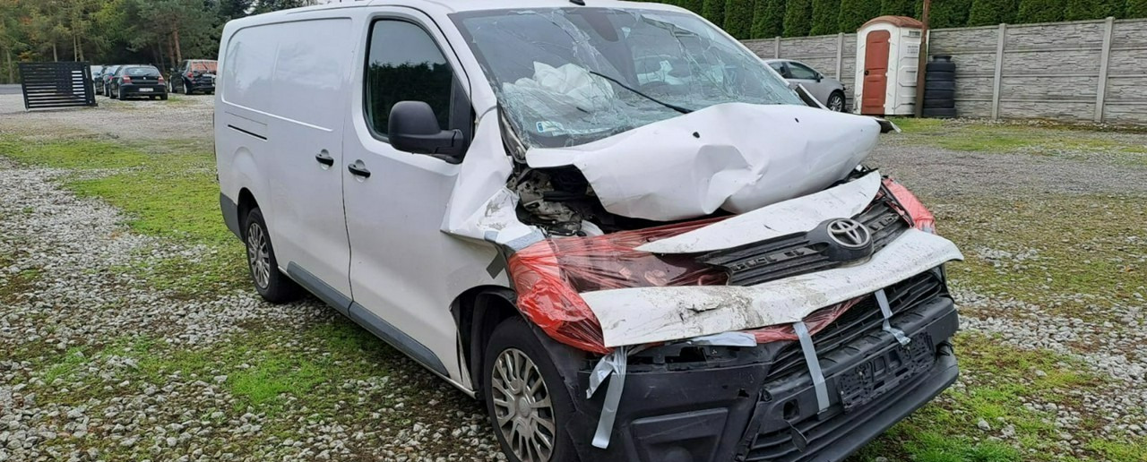 Toyota Proace Toyota Proace Maxi Klima chlodnia izoterma 2020 Salon PL - Véhicule utilitaire frigorifique: photos 4 Toyota Proace Toyota Proace Maxi Klima chlodnia izoterma 2020 Salon PL - Véhicule utilitaire frigorifique: photos 4