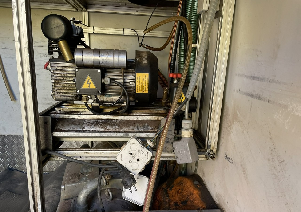 Mercedes-Benz Sprinter Sprinter Kanalizacja inspekcja kanałów wuko asenizacyjny Kamero wóz - Véhicule de voirie/ Spécial, Fourgon utilitaire: photos 3 Mercedes-Benz Sprinter Sprinter Kanalizacja inspekcja kanałów wuko asenizacyjny Kamero wóz - Véhicule de voirie/ Spécial, Fourgon utilitaire: photos 3