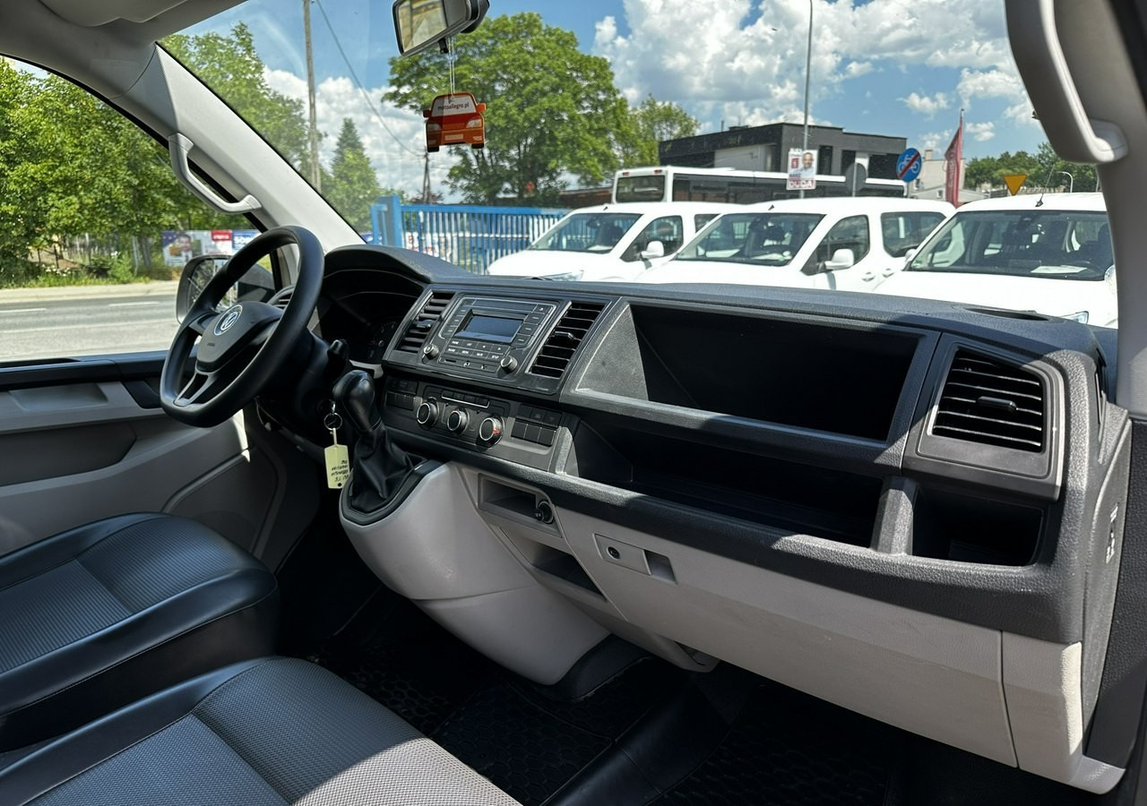 Volkswagen Inny Volkswagen T6 Caravelle do przewozu Niepełnosprawnych Inwalida Rampa 2018 Pefro - Voiture: photos 3 Volkswagen Inny Volkswagen T6 Caravelle do przewozu Niepełnosprawnych Inwalida Rampa 2018 Pefro - Voiture: photos 3