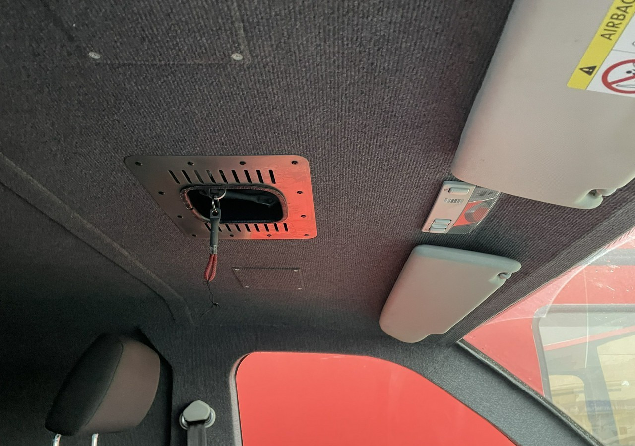 Volkswagen Transporter T6 Transporter Bankowóz kuloodporny opanceżony Model 2018 - Fourgon blindé: photos 5 Volkswagen Transporter T6 Transporter Bankowóz kuloodporny opanceżony Model 2018 - Fourgon blindé: photos 5